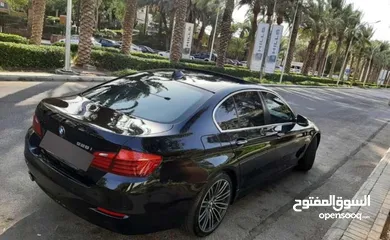  5 BMW 528i Gold Package بحالة ممتازة