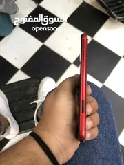  3 تلفون xr مغير شاشه اصليه جدا منيحه و مغير بطاريه اطليه جدا مكسور من ورا بس مش مثر تلفون سعرو