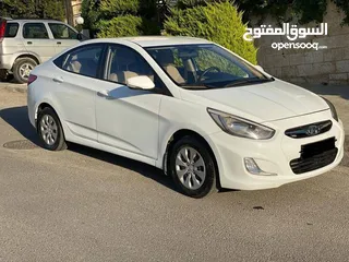  1 هونداي اكسنت بحالة ممتازة جدا و السيارة شخصية السعر قابل للتفاوض