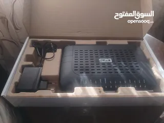  1 راوتر فايبر بزبط يكون مقوي اشارة عدد 2 + مقوي شبكة tp-link جميع الاجهزة بحالة ممتازة