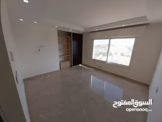  19 شقة غير مفروشة للإيجار 340م2 ( Property 17285 ) سنوي فقط