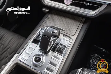  6 الان لدى شركة العلامة الذهبية لتجارة السيارات   Gwm Tank 500 2025