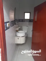  6 شقه للعرسان غرفتين وصاله موقع مميز