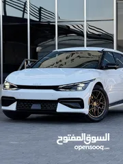  1 فحص كامل جمرك اليوم ترخيص وتأمين سنه كاملهKia EV6 Gt line 2022
