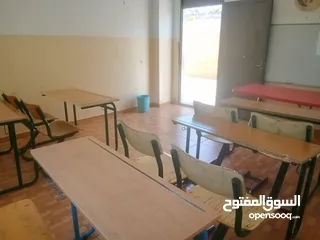  7 مدرسة للبيع من الصف الأول للسادس لعدم التفرغ عمان قابل للتفاوض