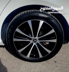  14 مرسيديس E300 هايبريد بنزين و كهرباء ترخيص 2020