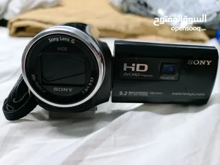  5 Sony HDR PJ675