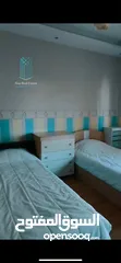  7 شقة مفروشة في الجندويل قرب مسجد أسامة بن زيد مساحة 180 متر الطابق الثالث شمالية