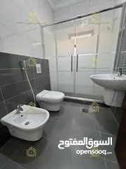  6 شقة سوبر ديلوكس - النخيل - 4نوم 2ماستر - 250م - بلكونتين بإطلالــــه مميزة - قرب الخدمات العامة