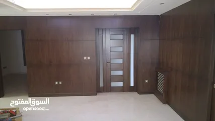  15 قطعة ارض 716م2 عليها عمارة اربعة طوابق وقبو في الصويفية