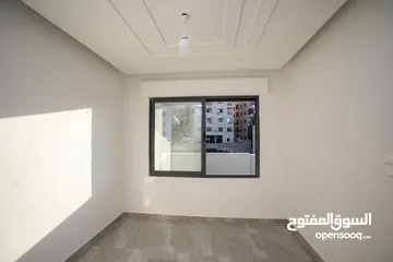  2 عرض خاص و حصري لاخر شقه بالعماره و من المالك مباشره و بسعر مغري في اجمل مناطق الجبيهه