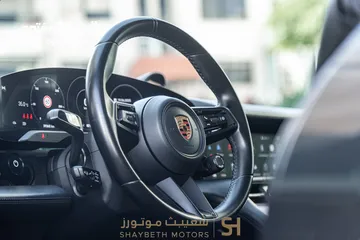  15 Porsche Taycan 4S 2021