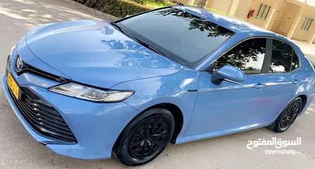  4 Toyota Camry Hybrid 2019