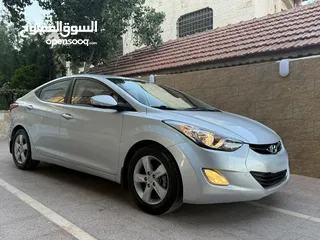 3 افانتي 2014 بحالة ممتازة فل ما عدا فتحة