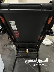  1 للبيع جهاز مشي و تكسير دهون كهربائي (Treadmill) من شركة WORLD FITNESS - بحالة ممتازة