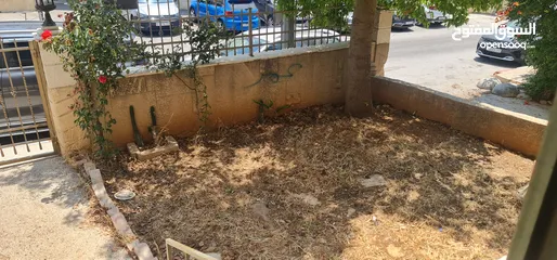  10 شقة ارضية غير مفروشة 3 غرف وحمامين مع مدخل مستقل ايضا بين مجمع فلسطين والمجلس التشريعي مقابل المسجد