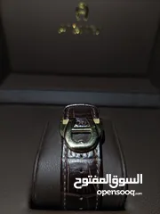  9 ساعات مميزه البيع