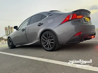  19 لكزس IS 350 F Sports