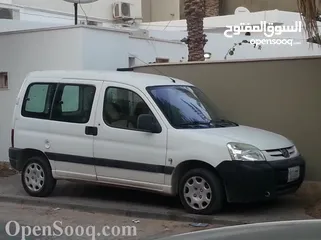  3 سياره بيجو للبيع