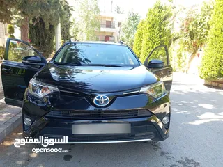  1 تويوتا RAV 4 موديل 2016 بحاله ممتازه من البائع مباشره