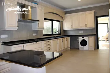  2 شقة غير مفروشة للإيجار 200م2 ( Property 11682 ) سنوي فقط