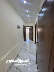  20 شقه فاخره للبيع بسعر حرق في الجندويل 200م طابق أول من المالك مباشره