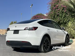  3 Tesla model Y 2023