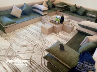  1 مجالس عربي غير مستعمل للبيع خمس فرشات