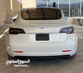  2 Tesla Model 3 2019 long range