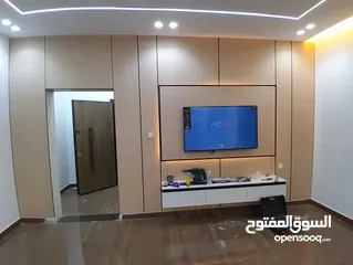  27 ورق جدران والشيبورد وبانوهات وجبسن بورد وبديل الرخام وبديل الخشب وبديل الحجر والقرميد والفاير بليس