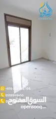 4 روف جديد سوبر ديلوكس للبيع المصايف  مع ترس