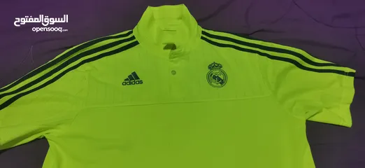  13 ملابس رياضيه