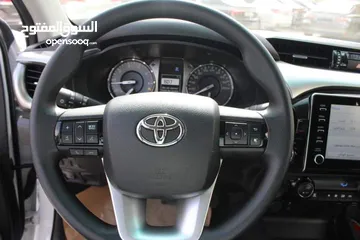  8 Toyota Hilux 2023 كفالة الشركة تويوتا