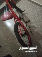  4 بسكليت للبيع