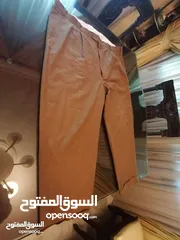  4 بلاطين قماش انجليزي  بلبسو لوزن  من 110  ل 125 كيلو  العدد: 10  الوان مشكلة متعددة غوامق فواتح  البي