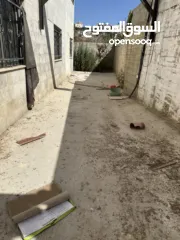  13 شقة للبيع او للبدل علي سيارة