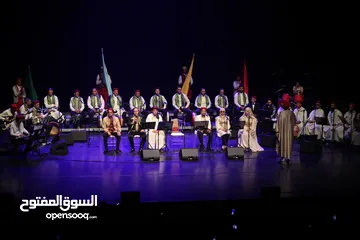  4 البحث عن شركاء لتنظيم حفلات ومؤتمرات بي مناسبة فصل الصيف