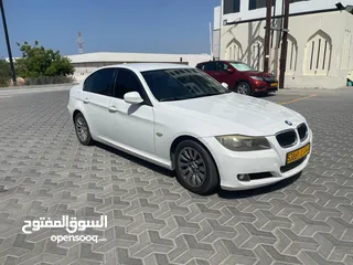  8 BMW 320i 2010