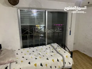  7 استديو للبيع