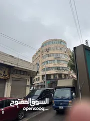  1 طابق كامل للبيع في موقع مميز – شارع الحصن، إربد