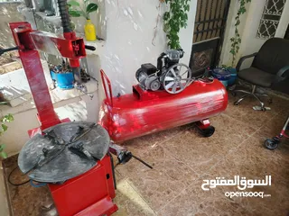  2 معدات محل بناشر للبيع بحال الوكالة