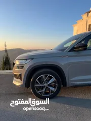  4 سكودا كودياك 2022 سبورت لاين فل اضافات دفع رباعي