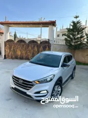  4 هونداي توسان