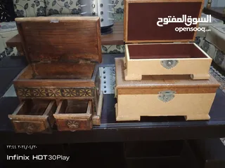  2 صناديق انتيكا بحاله جيده عدد3