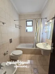  11 دير غبار شقة ارضية طابقية مفروشة للإيجار مع تراس واسع وكراج خاص