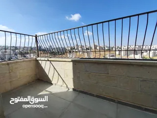  3 شقة حديثة مع ترس غير مفروشة للايجار بين الماصيون ورافات
