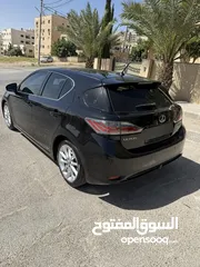  19 لكزس CT200 موديل 2012