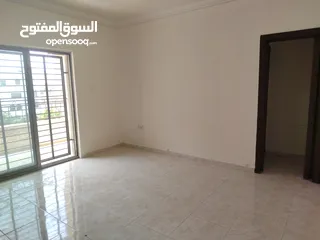  7 الرابية شقة لقطة للبيع قرب إشارة السفارة الصينية طابق ثاني