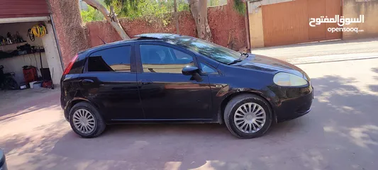  3 فيات جراند بونتو 2010