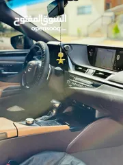  21 لكزس ES300 2019 ألترا فل كامل أعلى صنف لون كحلي غامق مميز للبيع